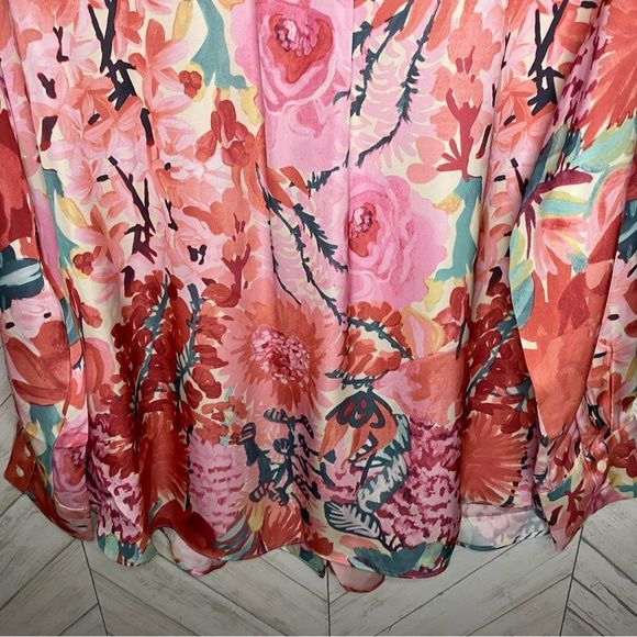 H&M floral button down shirt blouse - Picture 6 of 8